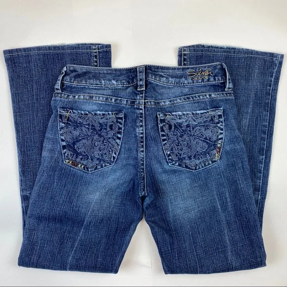 Silver Jeans Lola Size 26 Flare - Picture 1 of 14